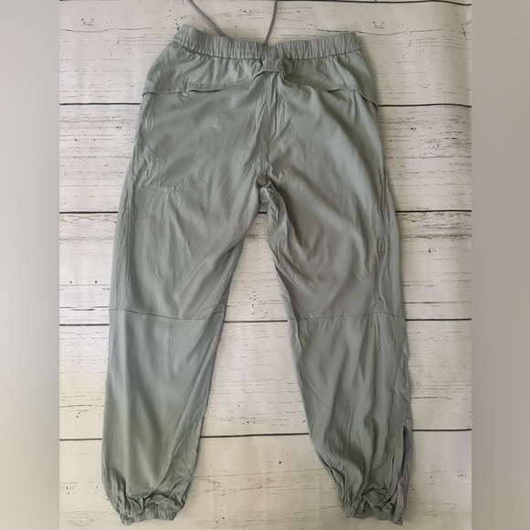 Lululemon Essential Affinity Mid-Rise Jogger *27” - Picture 7 of 8